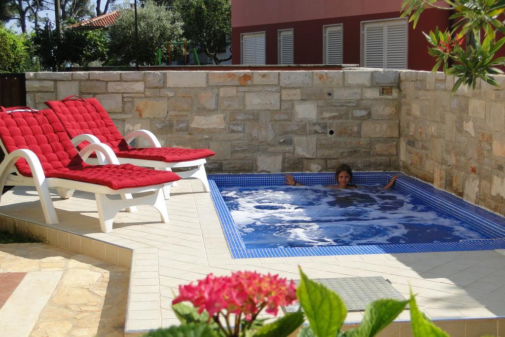 Ester Apartment Umag